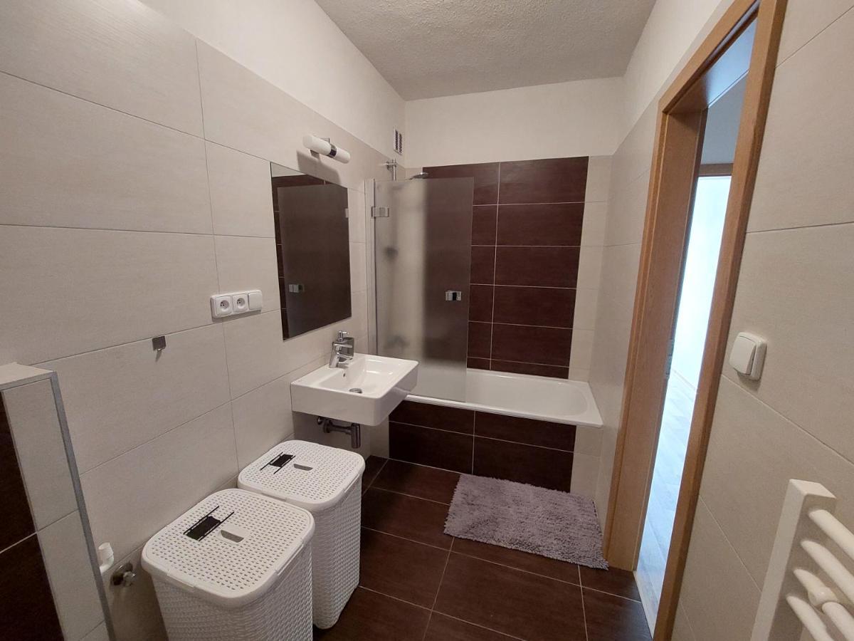 Apartman Vsemina 300 Exterior foto
